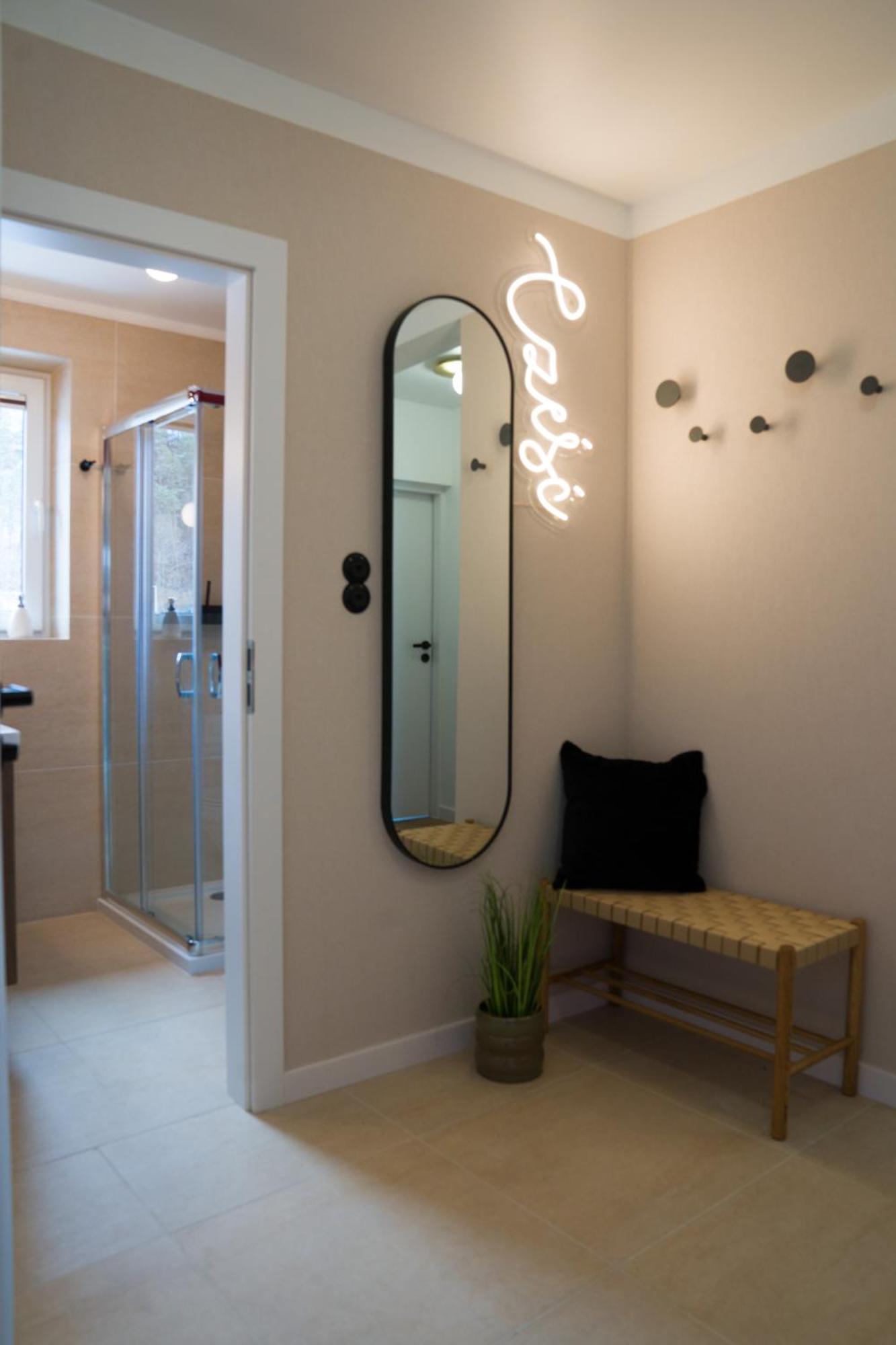מוז'ינה Villa Turris Apartamenty Przy Muszynskim Zamku מראה חיצוני תמונה